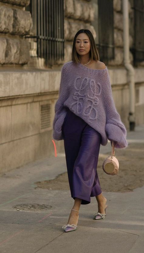 Look Formal, Style Casual Chic, Knit Fashion, Party Fashion, Eggplant, Paris Fashion Week, Chic Outfits, Street Fashion, Breien