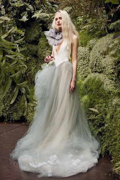 Vera Wang Bridal, Vera Wang Wedding, Wedding Dresses Vera Wang, Most Beautiful Wedding Dresses, Amazing Wedding Dress, Bridal Fashion Week, Vestidos Vintage, Lace Mermaid Wedding Dress, New Wedding Dresses