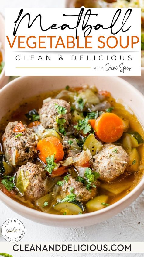 Meatball Vegetable Soup, Homemade Beef Meatballs, Carrots And Zucchini, Zucchini Soup Recipes, Healthy Meatballs, Meatball Soup Recipes, Healthy Winter Meals, Healthy Beef Recipes, Zucchini Soup