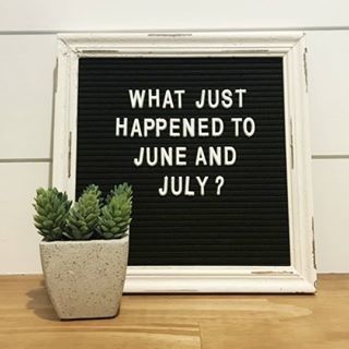 August Letterboard, Black Letter Board, Summer Chalkboard Art, Summer Chalkboard, Letterboard Ideas, Letterboard Signs, Board Sayings, Message Board Quotes, Felt Boards