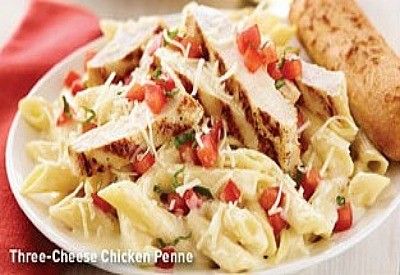 Three cheese pene from applebees..soo good! Chilis Cajun Chicken Pasta, Chicken Penne Recipes, Chicken Bruschetta, Chicken Penne Pasta, Penne Recipes, Penne Pasta Recipes, Chicken Penne, Cheese Chicken, Three Cheese