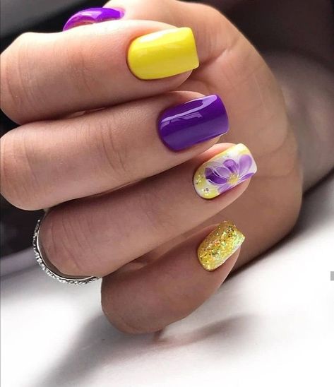 Jel Nails, Summer Nails 2023, Yellow Nail, Summer Gel Nails, Nails Yellow, New Nail Designs, Cute Nail Art Designs, Purple Nail, Cute Gel Nails