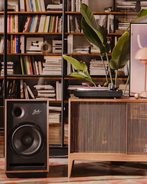 Acrylick® | Today’s featured room showcases the Jade Twenty Loudspeakers, an essential for any audiophile seeking high-quality sound. Love can be… | Instagram Vintage Record Player Stand, Record Player Setup, Turntable Furniture, Hifi Room, Living Room Vinyl, Record Player Cabinet, Nyc Rooms, Vinyl Room, Record Room