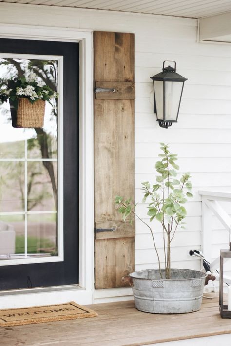 MY PATIO Sauna Lights, Front Door Lighting, Wooden Table And Chairs, Garage Sale Finds, Patio String Lights, Whimsical Home, Garage Lighting, Room Doors, Home Designs