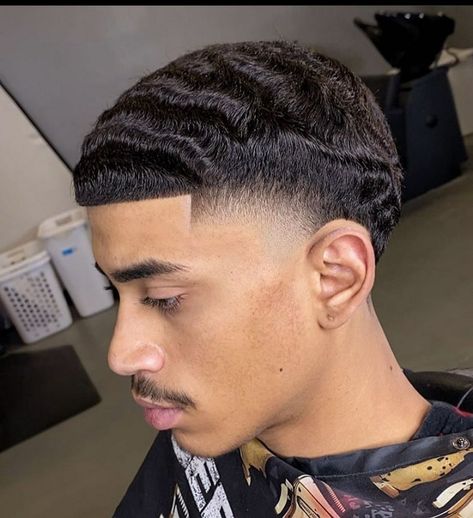 Straight Hair Waves Men, High Taper Waves, Waves Taper Fade, Short Hair Taper, 360 Waves Men, Medium Hair Waves, Wave Haircut, Waves 360, Straight Hair Waves