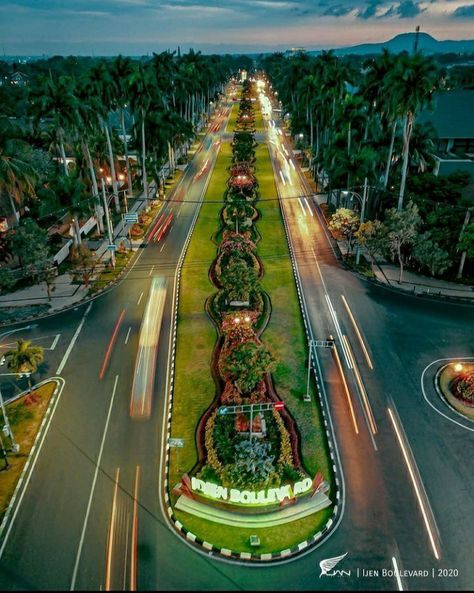 Livin' in a center beautiful Malang City Malang City, Dream City, Malang, City Lights, Cityscape, Jesus, Quick Saves