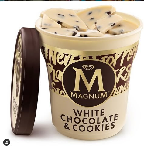 Magnum White Chocolate & Cookies Ice Cream Tubs! Magnum Ice Cream, Ice Cream Tubs, Caramel Ice Cream, White Chocolate Cookies, Ritter Sport, Flavor Ice, Junk Food Snacks, Chocolate Shells, Grocery Foods