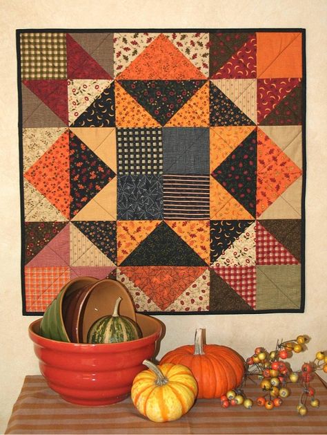 Autumn Wall Hanging Instructions - Quilting Digest Autumn Quilt, Colchas Quilting, Fall Quilt Patterns, Quilted Wall Hanging, Hanging Quilts, Half Square Triangle Quilts, Holiday Quilts, Miniature Quilts, Fall Quilts