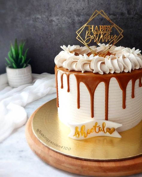 Biscoff Cake Decoration Ideas, Biscoff Cake Decoration, Lotus Biscoff Cake, Carmel Cake, Lotus Cake, Biscoff Cake, Nut Cake, Lotus Biscoff, Magic Cake