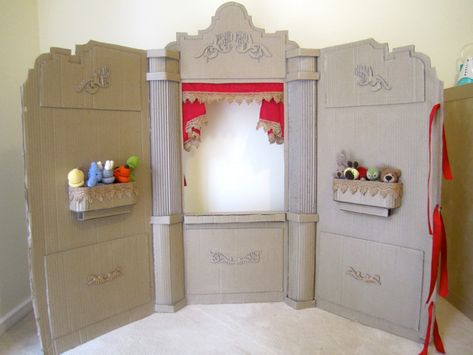 CARDBOARD PUPPET THEATRE Cardboard Puppet, Puppet Stage, Theatre Diy, Puppet Theaters, Cardboard Costume, Pin Diy, Shadow Theatre, Puppets Diy, Puppet Theatre