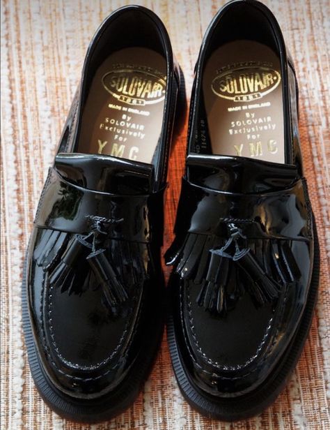 Sepatu Loafers Pria, Winter Old Money, Old Money Outfit, Dress Up Shoes, Fly Shoes, Money Outfit, Dr Shoes, Street Style Outfits Men, Mens Outfit Inspiration