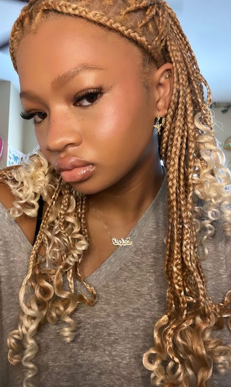 Golden Locs, Soleil Golden, Amelia Aesthetic, Braid Locs, Tavi Gevinson, Ponytail Braid, Sky Ferreira, Locs Styles, Braids Ideas