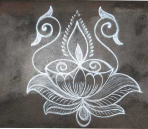 Basic Rangoli Designs For Beginners, Mandne Diwali, Simple White Rangoli Designs, Deepa Rangoli Designs, Deepam Rangoli, Simple Muggulu, Very Easy Rangoli Designs, Rangoli Simple, Diy Floral Decor