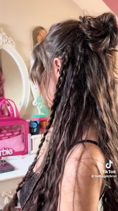 Hippie Hair, Peinados Fáciles Para Cabello Corto, Hairdos For Curly Hair, Hair Tutorials Easy, Hair Stylies, Hair Up Styles, Hair Stylist Life, Hairdo For Long Hair, Short Hair Styles Easy