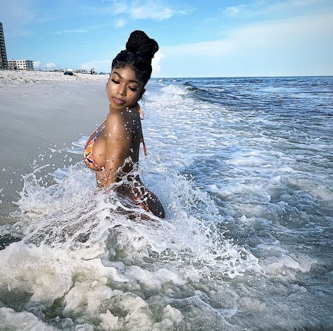 Cute Beach Pictures Black Women, Beach Inspo Pics Black Women, Beach Pictures Black Women, Solo Beach Pics, Poolside Pictures Black Women, Pool Pics Black Women, Beach Pictures Black Women Night, Purple Bathing Suit, Beach Selfie