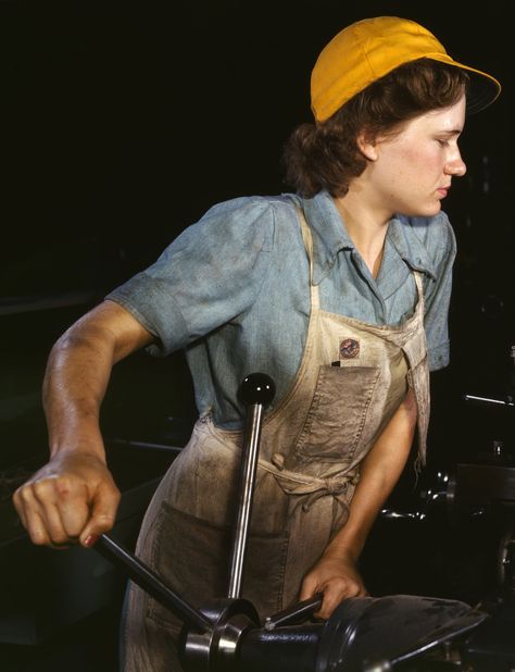 Working Blues - The New York Times Social Construct, Chambray Shirts, Industrial Photography, Rosie The Riveter, Working Class, Badass Women, Working Woman, Iconic Women, Chambray Shirt