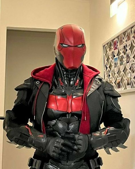 Red Hood Armor, Mask Design Ideas, Red Hood Costume, Red Hood Helmet, Red Hood Cosplay, Armadura Cosplay, Best Armor, Batman Armor, Red Hood Jason Todd