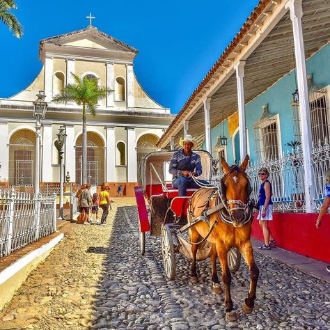 What to do in Trinidad Cuba ? Learn ALL the best things to do : activities, best tours, tourist attractions, historical sites and more #Cuba #ThingsToDo #Trinidad Check more at https://wego-planet.com/best-things-to-do-in-trinidad/?utm_source=pinterest Havanna Cuba, Traveling Inspiration, Trinidad Cuba, Travelling Tips, Cuba Travel, Caribbean Travel, Spanish Colonial, Travel List, Travel Decor