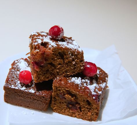 Sticky Cranberry Gingerbread, Cranberry Gingerbread, Traditional Gingerbread, Lemon Bread, Fast And Slow, Swedish Christmas, The Neighborhood, Let Them Eat Cake, Cayenne