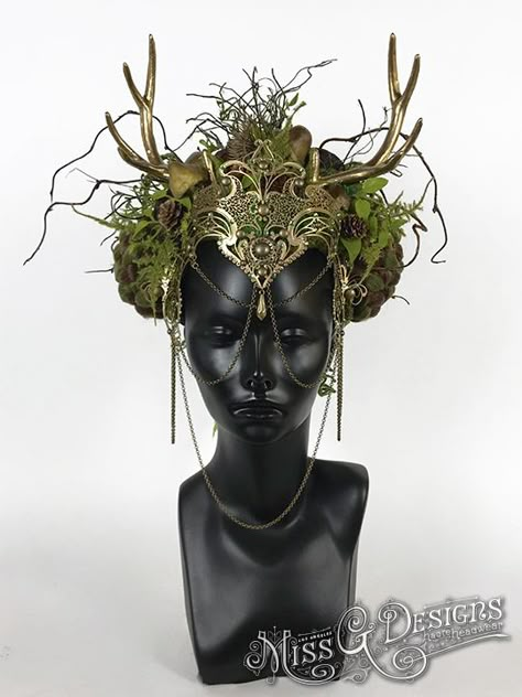 #MissGDesigns #headdress #headpiece #crown #fairy #faerie #nymph #mothernatureheaddress #goddess #antlers Headpiece Flower, Natural Crown, Nature Goddess Outfit, Costume Headpieces, Nature Headpiece, Norse Headpiece, Witch Headdress, Fantasy Headdress, Fairy Headdress