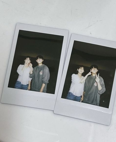 Moon Siblings, Summer Strike, Moon Sua, Boyfriend Pranks Pictures, Korean Best Friends, 사진 촬영 포즈, Boy Best Friend, Cute Texts For Him, Polaroid Pictures