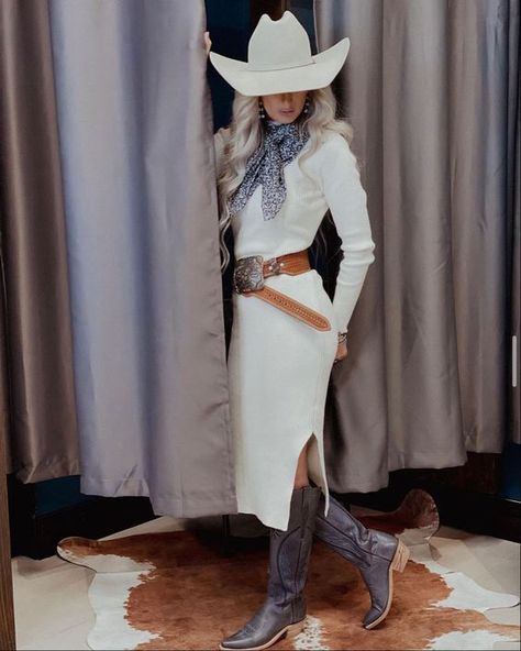 Dressed Up Western Outfits Women, Western Luxury Fashion, Formal Cowgirl Outfits Classy, Outfits For Nfr Vegas, February Work Outfits For Women, Upscale Country Outfit, Western Sweater Dress Outfits, Dressy Western Outfits Women Stylish, Sophisticated Western Outfits