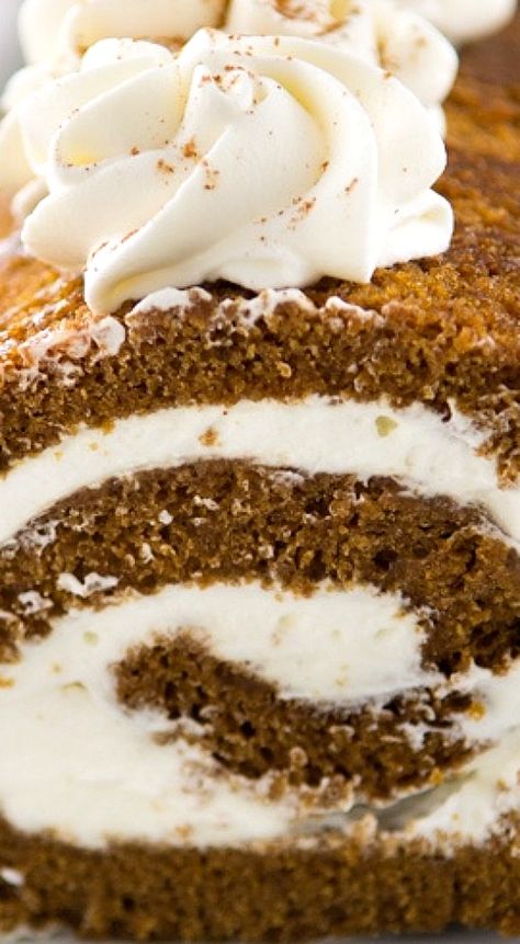 Gingerbread Cake Roll, Eggnog Whipped Cream, Gingerbread Dessert, Crazy For Crust, Cake Roll Recipes, Pumpkin Roll, Gingerbread Recipe, Gateaux Cake, Gingerbread Cake