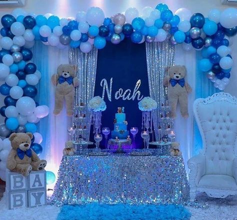 Boy Baby Shower Ideas Decorations, Blue Baby Shower Ideas, Boy Shower Ideas, Baby Boy Shower Ideas, Teddy Bear Baby Shower Decorations, Teddy Bear Baby Shower Theme, Winter Baby Shower Themes, Boy Baby Shower Centerpieces, Tulle Table