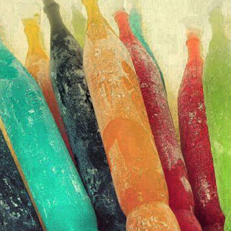 These were hold-overs until the ice cream truck made another round. 90s Kids Remember, Childhood Memories 90s, 90s Memories, Nostalgic Images, Kids Memories, Ice Lolly, 90s Childhood, Ice Pops, The Old Days