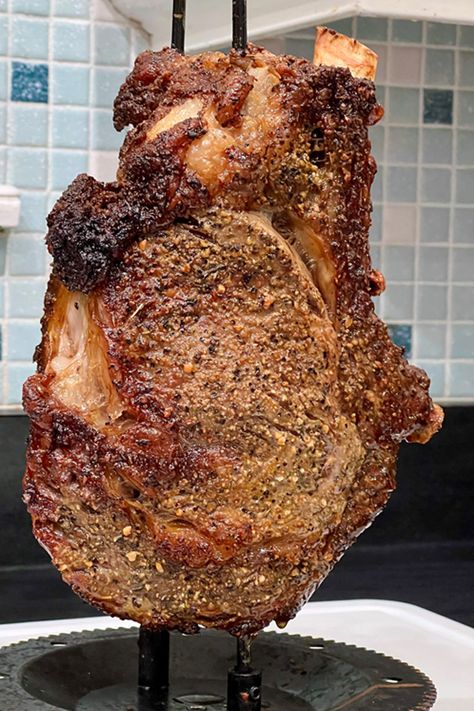 Rotisserie Prime Rib Roast ⋆ Nutrivore Life Rotisserie Roast Beef Recipes, Set It And Forget It Rotisserie Recipes, Rotisserie Meat Recipes, Rotisserie Recipes Countertop, Rotisserie Oven Recipes, Showtime Rotisserie Recipes, Rotisserie Prime Rib Roast, Rotisserie Prime Rib, Rotisserie Recipes