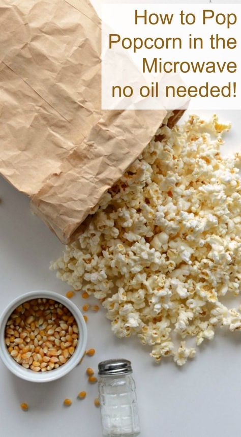 Air Popped Popcorn Recipe, Popcorn In A Paper Bag, Popcorn In A Bag, Popcorn In The Microwave, Paper Bag Popcorn, Popcorn Microwave, Diy Microwave Popcorn, Homemade Microwave Popcorn, How To Make Popcorn