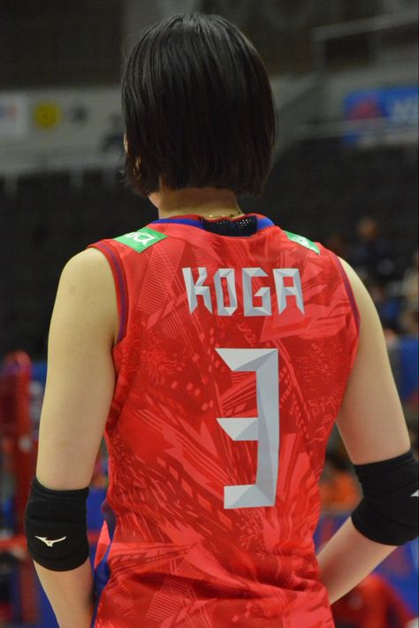 Sarina Koga Volleyball, Sarina Koga, Volleyball Wallpaper, Volleyball Inspiration, Japan Woman, Women Volleyball, Volleyball, Japan, Sports