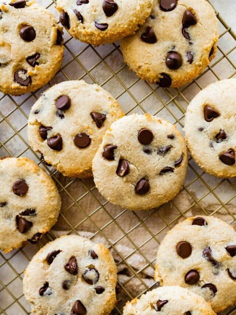 Cottage Cheese Cookies, Cookie Cottage, Cottage Cheese Desserts, Cottage Cheese Recipes, Cheese Cookies, Protein Balls, Oat Cookies, Protein Cookies, Protein Snacks