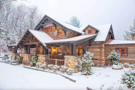 A beautiful Adirondack lodge in New Hampshire with a snowy backdrop Log Home Living, Log Home Designs, Rustic Exterior, Log Cabin Homes, Log Home, Cabin In The Woods, A Log, Cabin Design, Cabin Homes