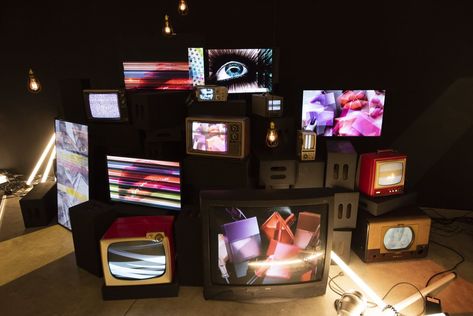 M·A·C – Patten Studio » Interactive art installations Tv Installation Art, Tv Art Installation, Digital Art Installation, Tv Wall Art, Interactive Art Installation, Tv Installation, Interactive Installation, Interactive Art, Electronics Design