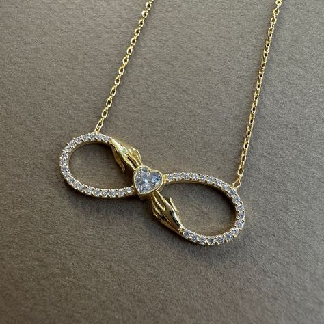 Infinity necklace gold