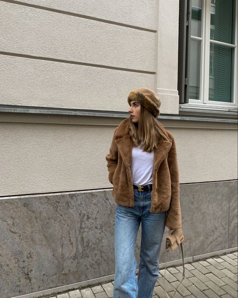 Faux fur jacket, baggy jeans, jacquemus bag, cozy winter outfit, fur hat Jacquemus Bag, Cozy Winter Outfits, Fur Hat, Baggy Jeans, Faux Fur Jacket, Fur Jacket, Faux Fur, Winter Fashion, Winter Outfits