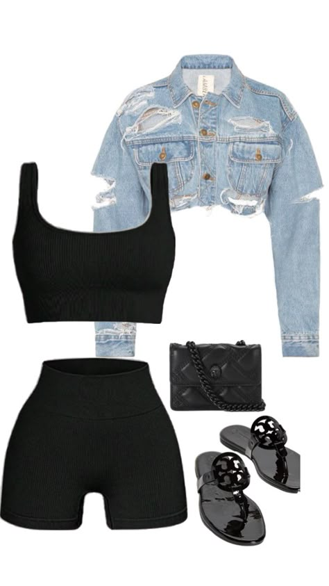 Baddies Summer Outfits, Baddie Birthday Outfit Summer, 2014 Summer Outfits, Black Shorts Outfit Aesthetic, Cute Summer Fits Baddie, Road Trip Outfit Spring, Baddie Outfits Casual Summer, Hot Summer Outfits Baddie, Baddie Spring Outfits