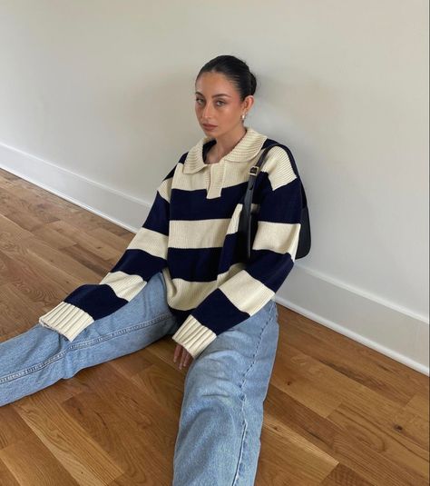 Polo Shirt Casual Outfit Women's, Stripe Pullover Outfit, Rugby Sweater Outfit, Rugby Polo Outfit Women, Long Sleeve Polo Shirt Outfit Women's, Feminine Tomboy Outfits, Striped Sweater Outfit Aesthetic, Striped Polo Shirt Outfit, Stripes Sweater Outfit