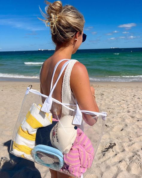 beach totes you need, 💙 only $32! #kenzkustomz #beachtote #taptoshop Beaded Guitar Strap, Beaded Guitar, Clear Beaches, Beach Totes, Neoprene Bag, Best Travel Accessories, Fun In The Sun, Accessories Bags, Guitar Strap