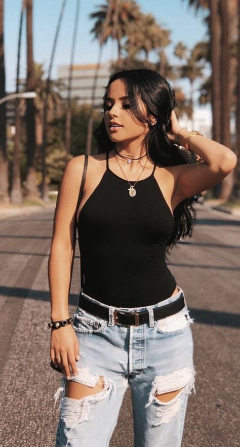 ¤Podran robarte las IDEAS, pero nunca el Talento¤ Becky G Hair, Becky G Style, Becky G Outfits, Bae Style, Cafe Racer Girl, Becky G, Fashion People, It Girl, A Name