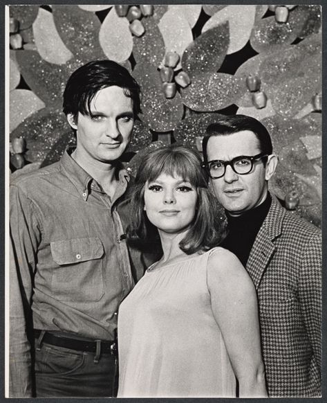 Alan Alda & Barbara Harris 1966 Barbara Harris, Mash 4077, Alan Alda, Tv, Quick Saves