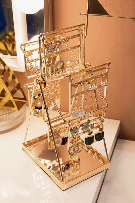 Earring Display Stands, Jewelry Display Box, Jewelry Hanger, Jewelry Display Stands, Earring Stand, Earring Organizer, Jewelry Accessories Ideas, Jewelry Organizer Box, Earring Holder