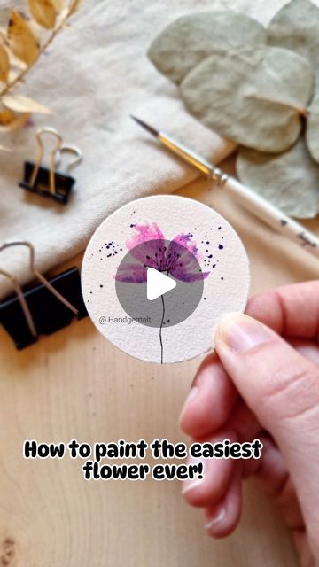 Tiny Watercolor Paintings, Q Tip Art, Watercolor 101, Watercolor Videos, Tiny Paintings, Botanical Line Drawing, Paint Flowers, Watercolor Video, Watercolor Brush