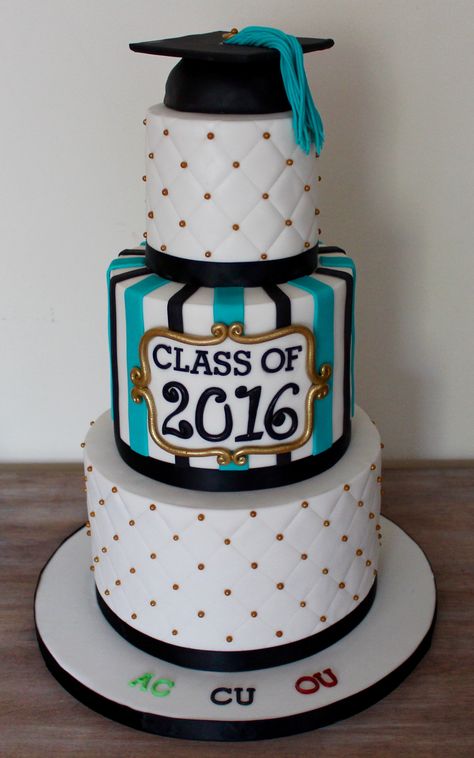 Three tier graduation cake with hat diamond pattern and stripes Three Tier Graduation Cake, Tiered Graduation Cakes, 3 Tier Graduation Cake, Graduation Diy Decorations, Graduation Cake Ideas, High School Graduation Cakes, Graduation Cake Designs, Grad Cake, Graduation Party Cake