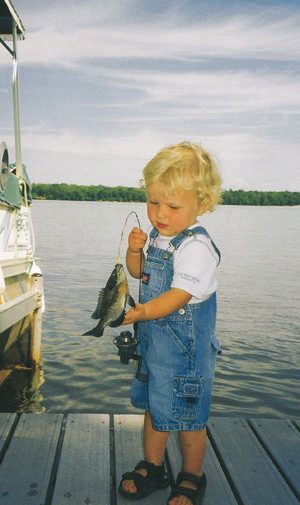 Fishing With Kids, Kids Boat, Baby Come Back, Baby Fish, Fishing Pictures, Kids Fishing, Outer Banks Nc, Boy Fishing, Have A Good Time