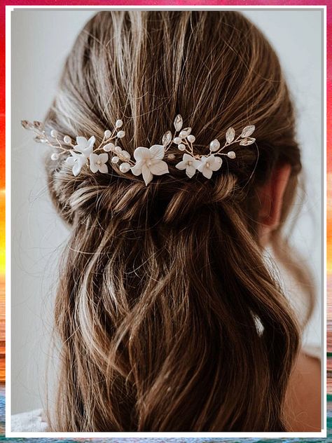 Looking for the perfect winter bridal hair accessories? Look no further! Our curated list of 8 must-try ideas and tips will help you achieve the most stunning winter bridal look. From sparkling hairpins to delicate headbands, we've got you covered. Get inspired and make your winter wedding a magical affair with these beautiful hair accessories. Enchanting Aesthetic, Boho Bridal Headpiece, Boho Hair Pins, Floral Hair Pins, Bridal Headwear, Hair Accessories Boho, Ivory Flowers, Wedding Hair Pins, Flower Hair Pin