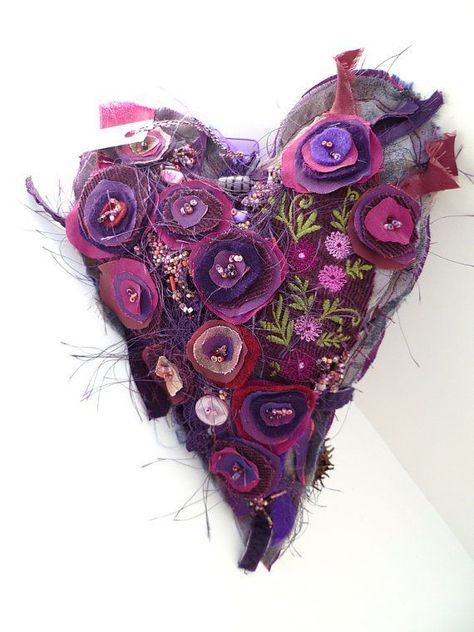 Felt Hearts Crafts, Fiber Collage, Embroidery Home Decor, Embroidery Home, Art Ornament, Fabric Brooch, Fabric Hearts, Textile Fiber Art, Fibre Art