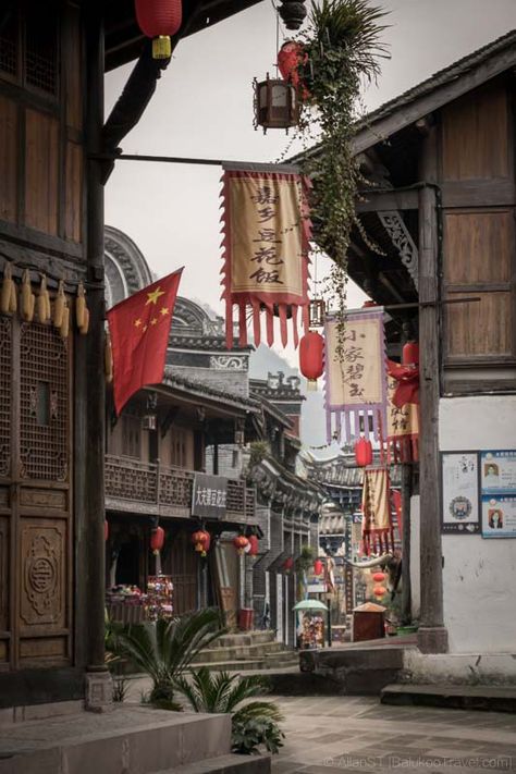 Chinese Streets, Ann Liang, China Street, Sichuan China, Ancient Chinese Architecture, Explore China, Building Aesthetic, Chinese Aesthetic, Asian Architecture