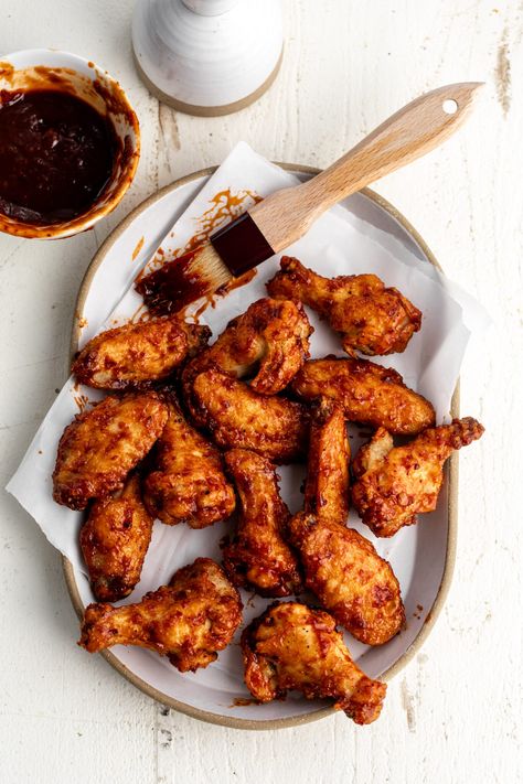 Maple Chipotle Chicken Wings - Cooking with Cocktail Rings Chipotle Chicken Wings Recipe, Maple Chipotle Sauce, Chipotle Chicken Wings, Chipotle Wings, Baked Lemon Pepper Chicken, Lemon Pepper Chicken Wings, Soy Chicken, Buffalo Wild, Buffalo Wild Wings